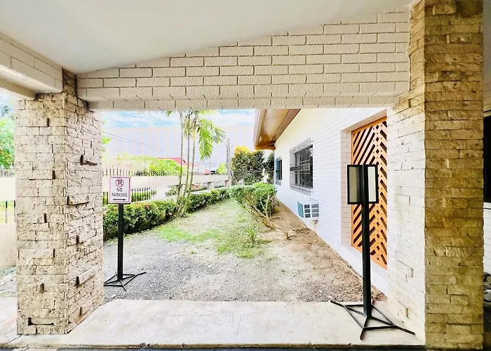 ヴィラ 4br Huge House Up To 30px With 2 Car Park