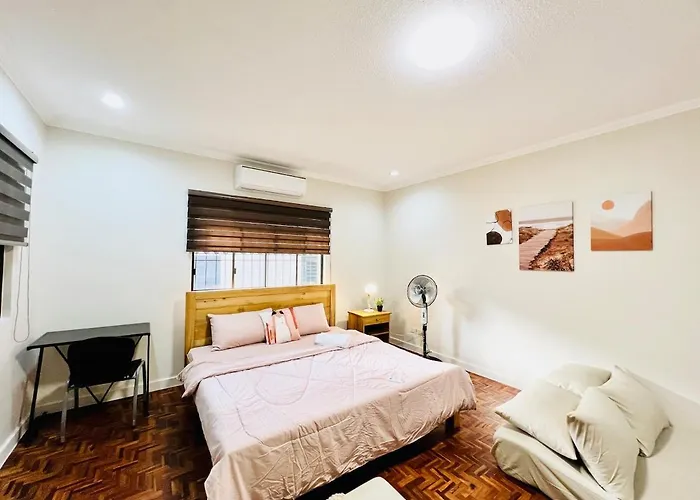 4br Huge House Up To 30px With 2 Car Park セブ市