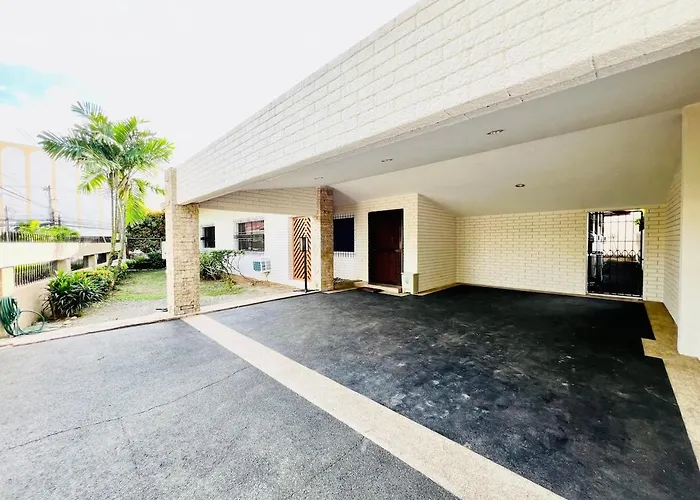 ヴィラ 4br Huge House Up To 30px With 2 Car Park セブ市
